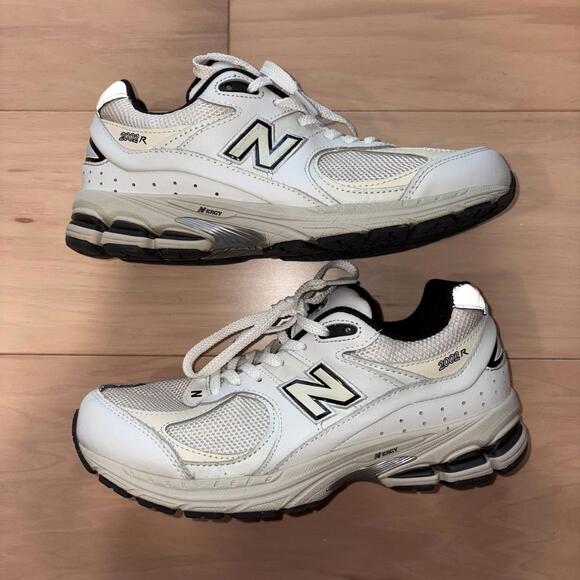 New Balance2002R Atlas Lemon Haze Sneakers White ML2002RQ Mens Size 8.5 - Picture 2 of 8